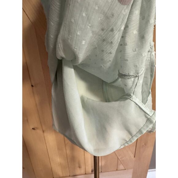 Loft | Dot Smocked Flutter Sleeve Swing Top Seafoam Green | Size Large - Picture 6 of 10